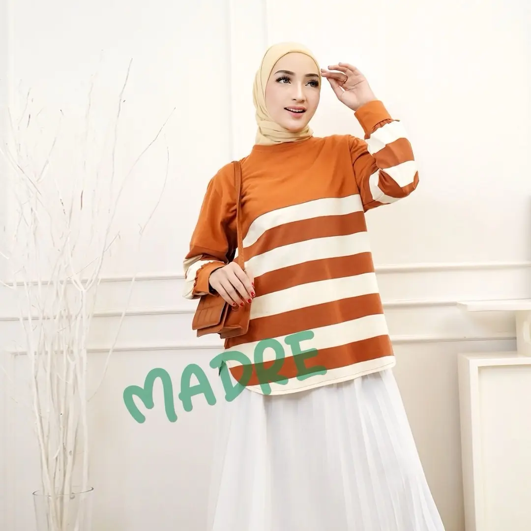 MADRE Oversize Kaos Katun Kombi Salur Besar