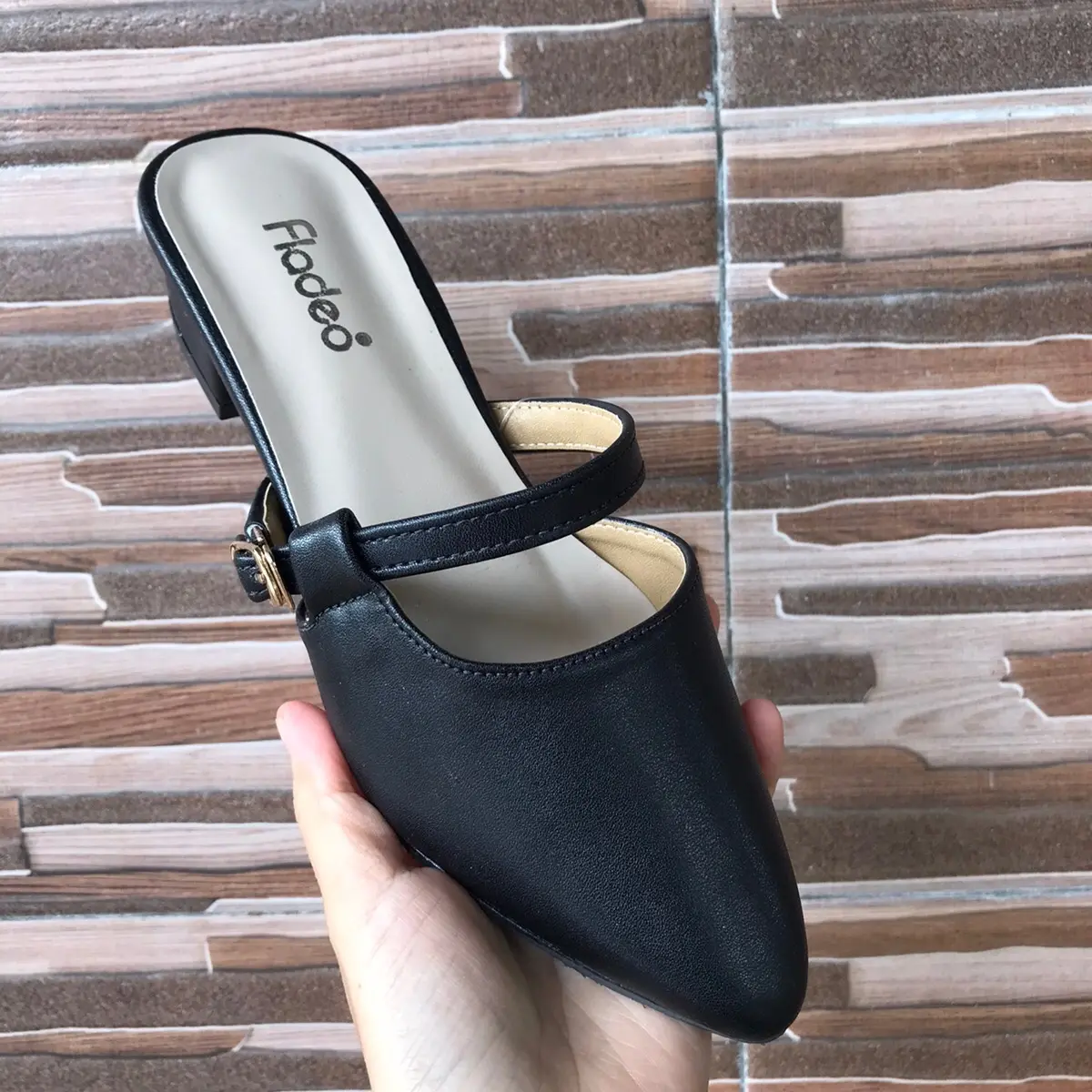 Sandal Selop Bustong Fladeo GP Hak 3cm Tali Gesper Simpel (SIZE KECIL)