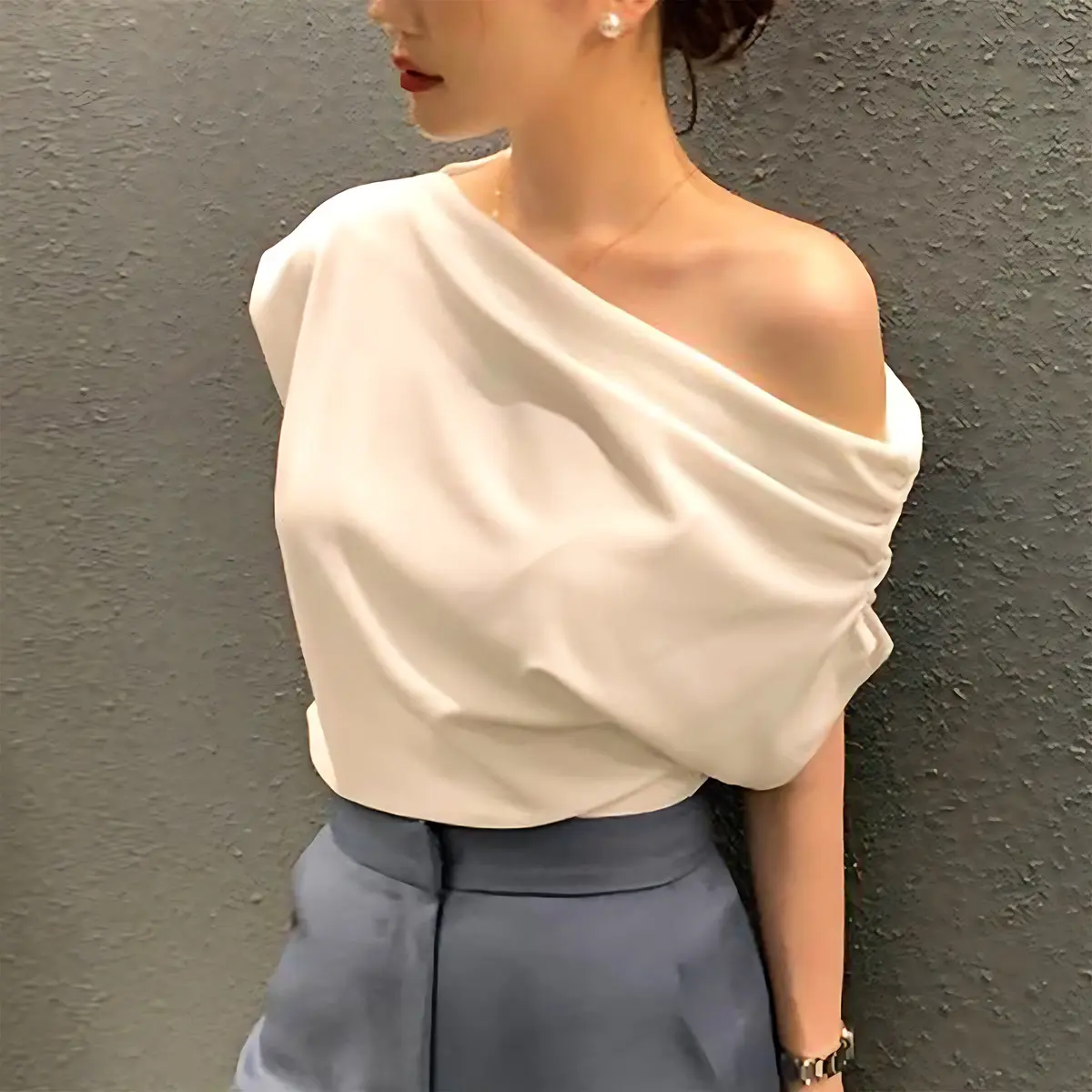 Áo Thun Nữ, Màu Trơn Kiểu Trễ Vai, Cổ Áo Bất Đối Xứng Tay Cánh Dơi, Chiều Dài Ngắn