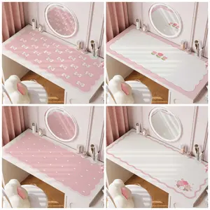 Taplak Meja Rias Motif Pink Kotak & Karakter Lucu Anti Air PVC Fleksibel untuk Dekorasi Meja Makeup Anak Bisa Custom Ukuran Estetik dan Gradasi Pastel Elegan