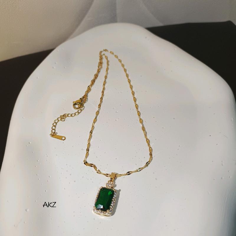Ak Zior - Urasha - Kalung Wanita Lapis Emas Anti Karat Fashion Elegan Mewah Perhiasan Bagus 1