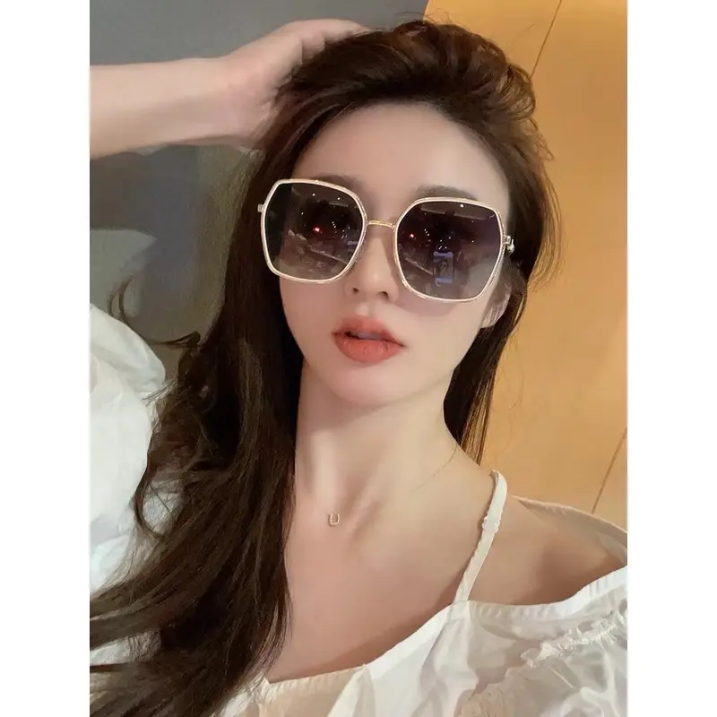 AM - Kacamata Fashion Wanita (8) size sedang 0