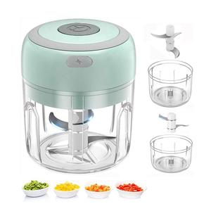 電動ガーリックチョッパー、USB充電式ミニポータブル野菜チョッパー、ガーリックグラインダーマシャー、ジンジャーや唐辛子、果物、肉用のワイヤレスフードプロセッサー、家庭用電化製品