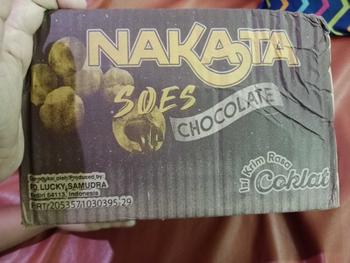 Product Review of COD Soes Coklat Cokelat/strawberry/ 500g/1kg /Update kemasan terbaru / merek baru/Malona/ mix rasa/halal Kue Sus Kering Isi soes coklat lumer 1 kgr Enak Murah （Cemilan keluarga, cocok untuk dewasa dan anak-anak） Chocolate Food Makanan Snack Manis from B**a 1