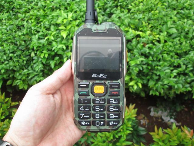 Gambar Hape Walky Talky GoFly E8800 Baterai 8800mAh UHF Powerbank 3W Torch dari CNC phoneshop Kota Administrasi Jakarta Pusat Tokopedia