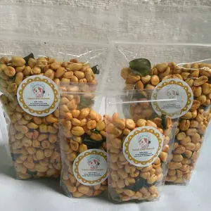 KACANG BAWANG 100 gram EXTRA DAUN JERUK,camilan enak terbuat dari kacang tanah yg di kupas lalu di kasih daun jeruk, bawang putih & rempah pilihan lainnya  cita rasa gurih & renyah Snacks Food