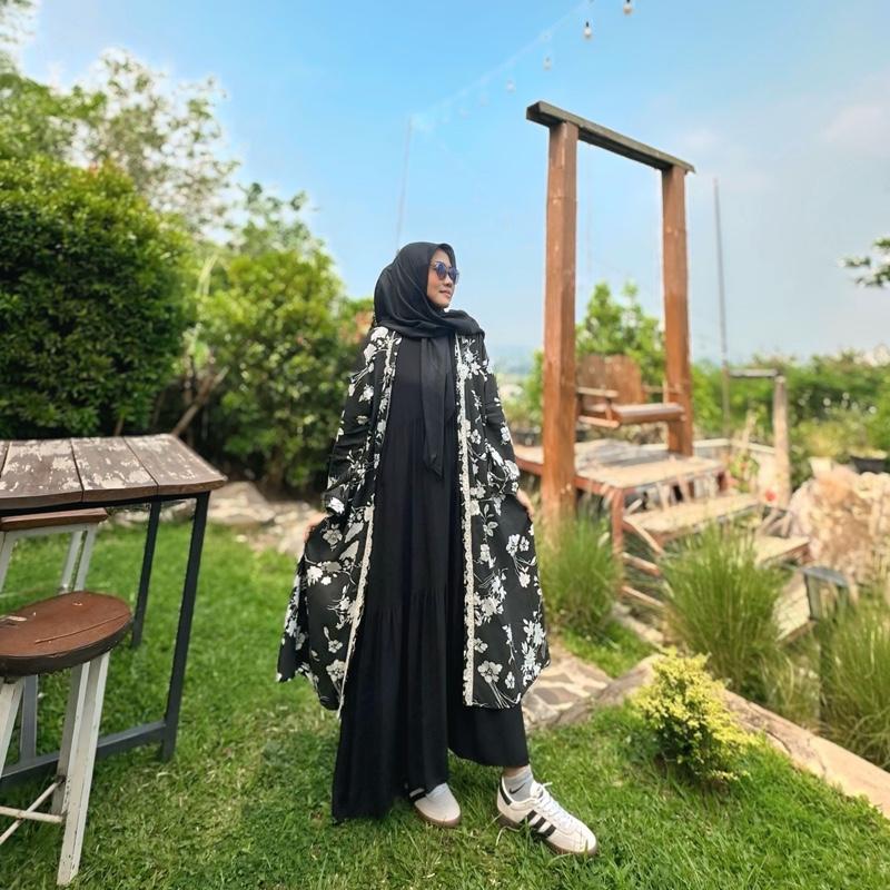 Product Introduction of NEW PRODAK OUTER CANTIKK READY STOKKKK Twill Wanita Panjang Casual Rayon Atasan long cardigan dress Muslim Motif Kardigan Oversize Hitam Putih 7