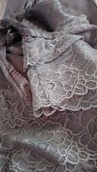 Product Review of (SUTRA PREMIUM) MUKENA ALLEA SUTRA GLOSY SUPER CANTIK Mewah Nyaman from y**e 1