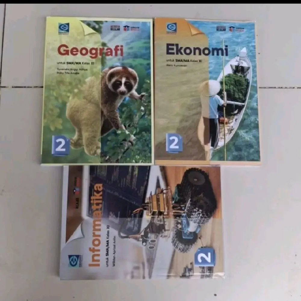 GEOGRAFI. EKONOMI. INFORMATIKA. PANCASILA. UNTUK SMA/MA KELAS XI/11 KURIKULUM MERDEKA. BUKU BARU/SISA GUDANG KUALITAS ORIGINAL PENERBIT GRAFINDO