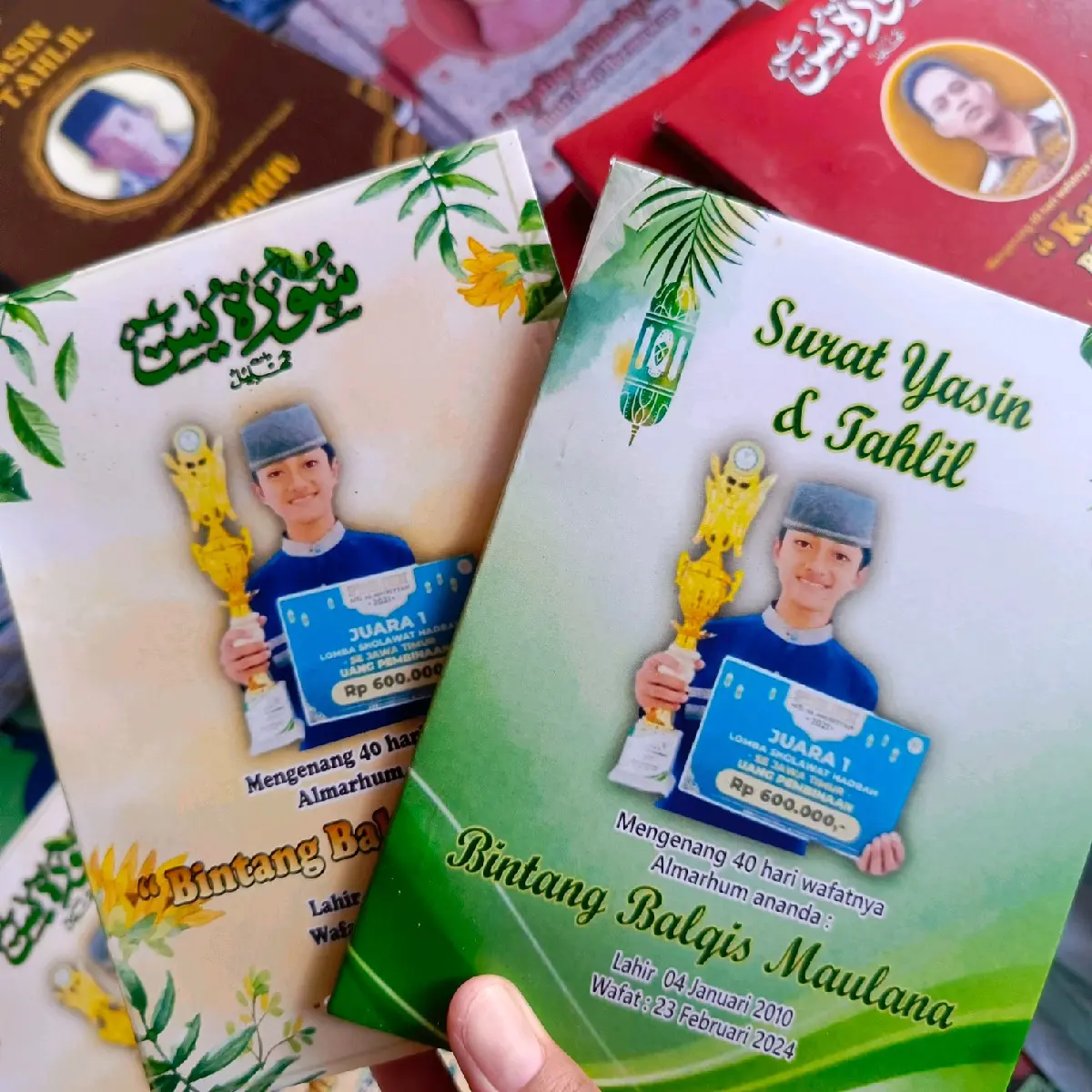 [ PAKET 50 PCS ] BUKU YASIN 128 HALAMAN ARAB, LATIN DAN TERJEMAHAN GRATIS PASANG FOTO DAN PLASTIK