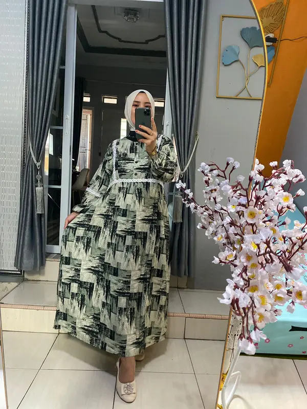 TRIZI COLLECTION - MIDI DRES RAYON VISCOSE MOTIF ABSTRAK MIX RENDA TERBARU TAHUN 2024/DRES WANITA KEKINIAN Muslim Nyaman Kancing Panjang Balon Karet 0
