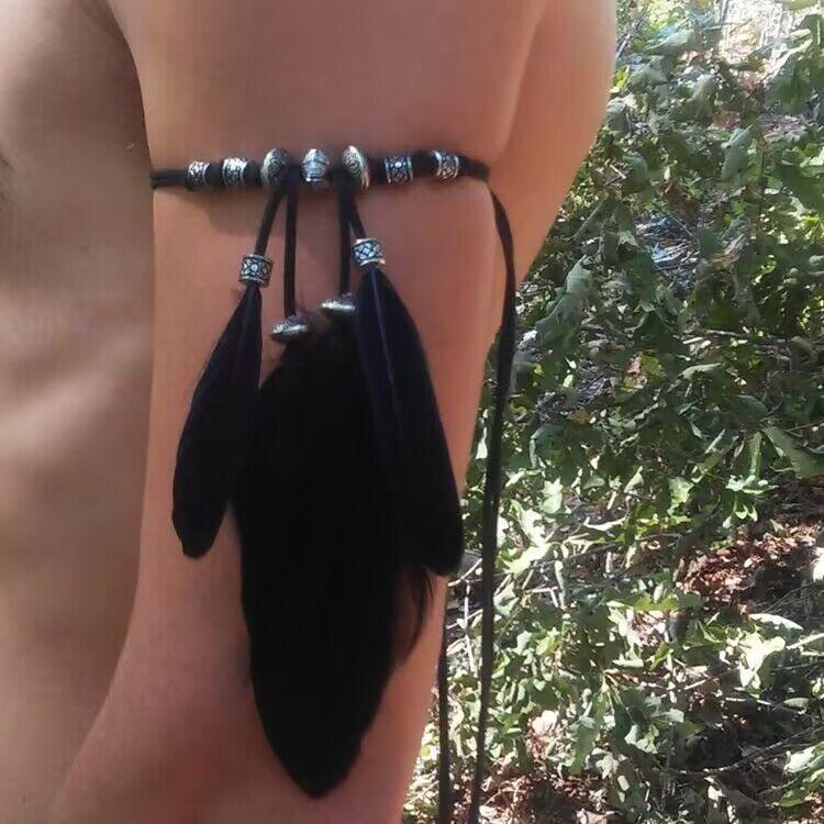Product Introduction of Gothic wrist accessories Feather Arm Chain Halloween Show Dance Feather Wristband 3