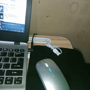 Mouse gaming Wireless XQ-1 Rechargeable Led RGB 2.4G dan 5G bluetooth 800/1200/1600DPI 2Mode led For PC,Laptop. android Computer Baterai rechargeable mouse  bluetooth tampa Kabel