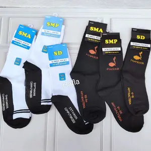 Paket 3 Pasang Kaos Kaki Sekolah SD SMP SMA Putih Tapak Hitam Pramuka Panjang Sebetis Cewek Cowok