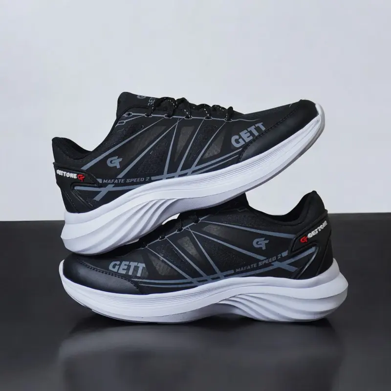 Sepatu Sneakers lari running Hitam Pria Wanita 6