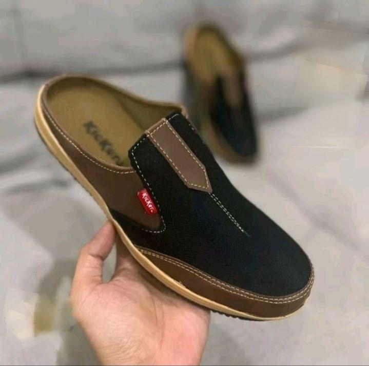 Product Introduction of Sepatu sandal / Sepatu Sendal / sepatu pria/ selop / bustong / Sepatu Santai masa kini 25