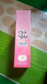Product Review of CICAMIDE BRIGHTENING SUNSCREEN SYAHILA CARE SPF 35 from A**h 0