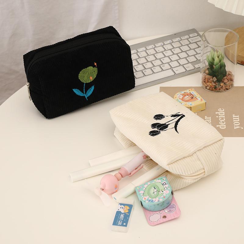 Product Introduction of Túi Đựng Mỹ Phẩm Di Động Cho Nữ, Túi Đựng Đồ Du Lịch Phong Cách Hàn Quốc, Thêu Hoa Bag Da Kem 13
