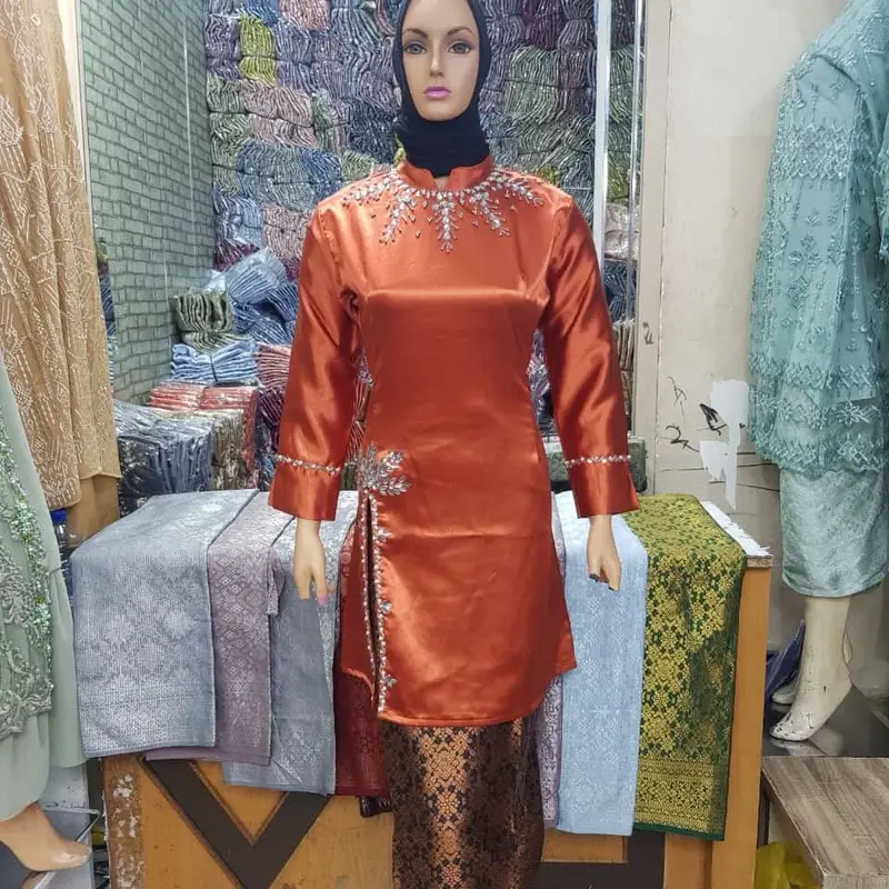Baju Kurung Melayu Belah Dengan Rok Songket Sangat Elegan Sangat Cocok Untuk Seragaman 4