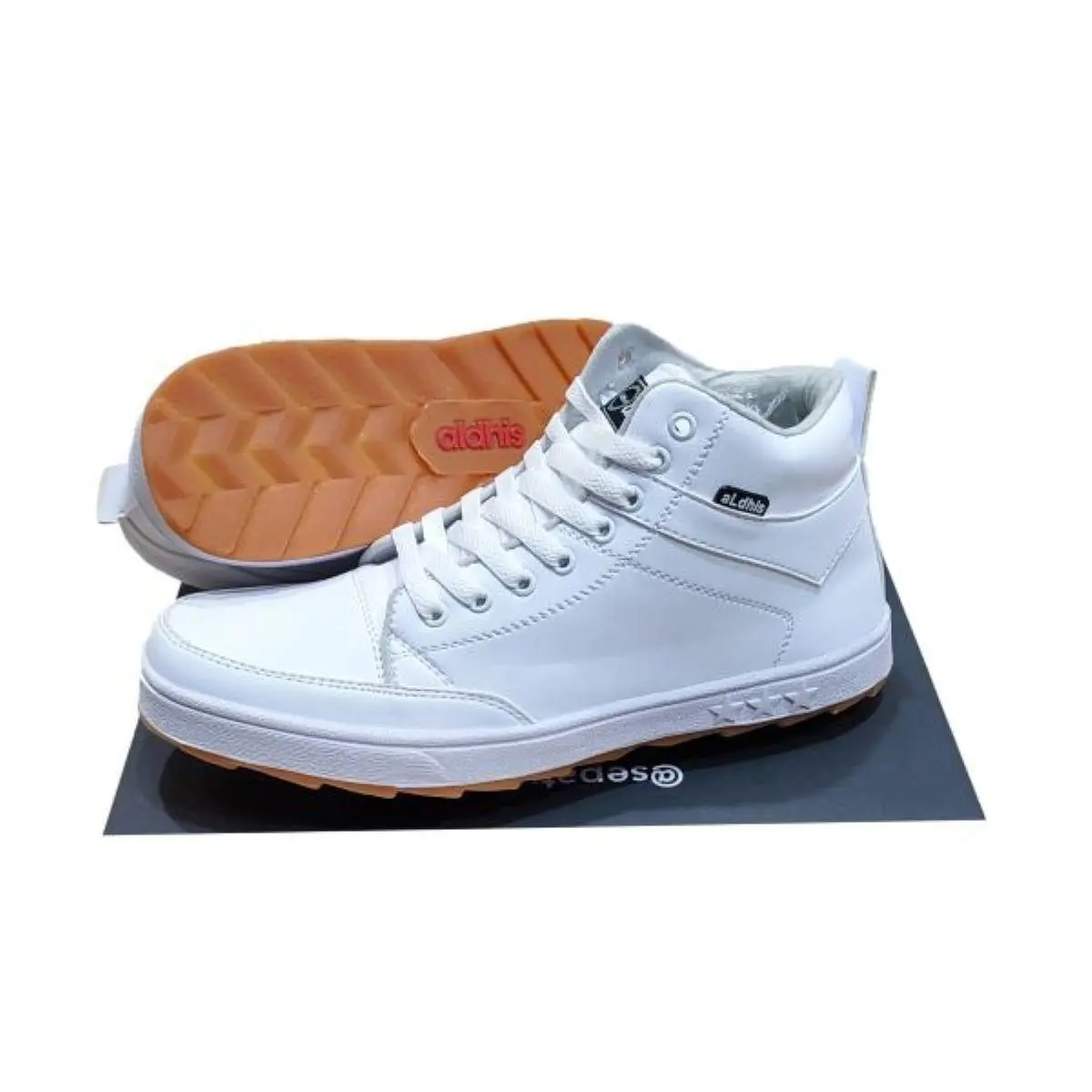 Sepatu Boots Pria Original Boot Cowok Keren Buat Gaya Kuliah dan Kerja Sepatu Aldhis T02 Putih Polos