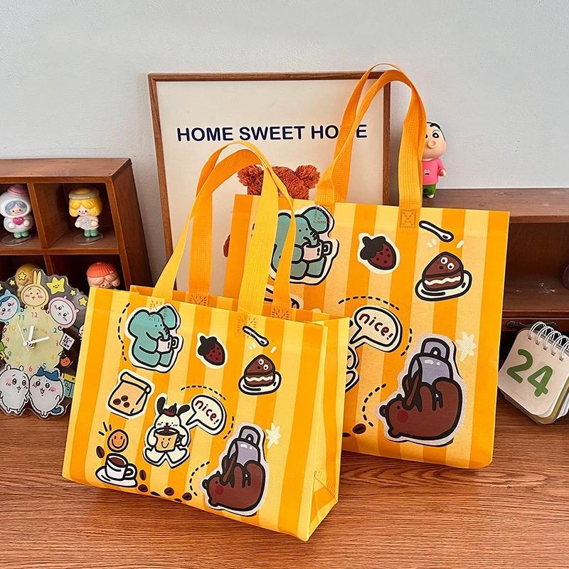 Tas Belanja /  Tote Bag Spunbond/ Goodie Bag Spunbond /Tas Spunbond /Kain Motif Premium Kantong Jumbo Tas Kado Gift A30 1