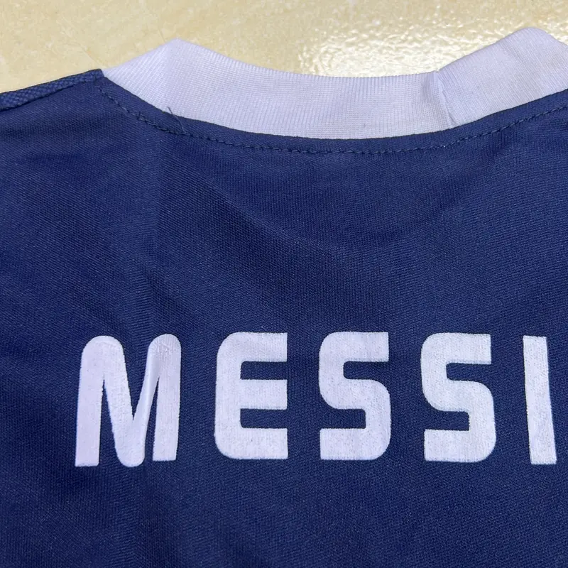 Tambah nama di Baju futsal satuan 2
