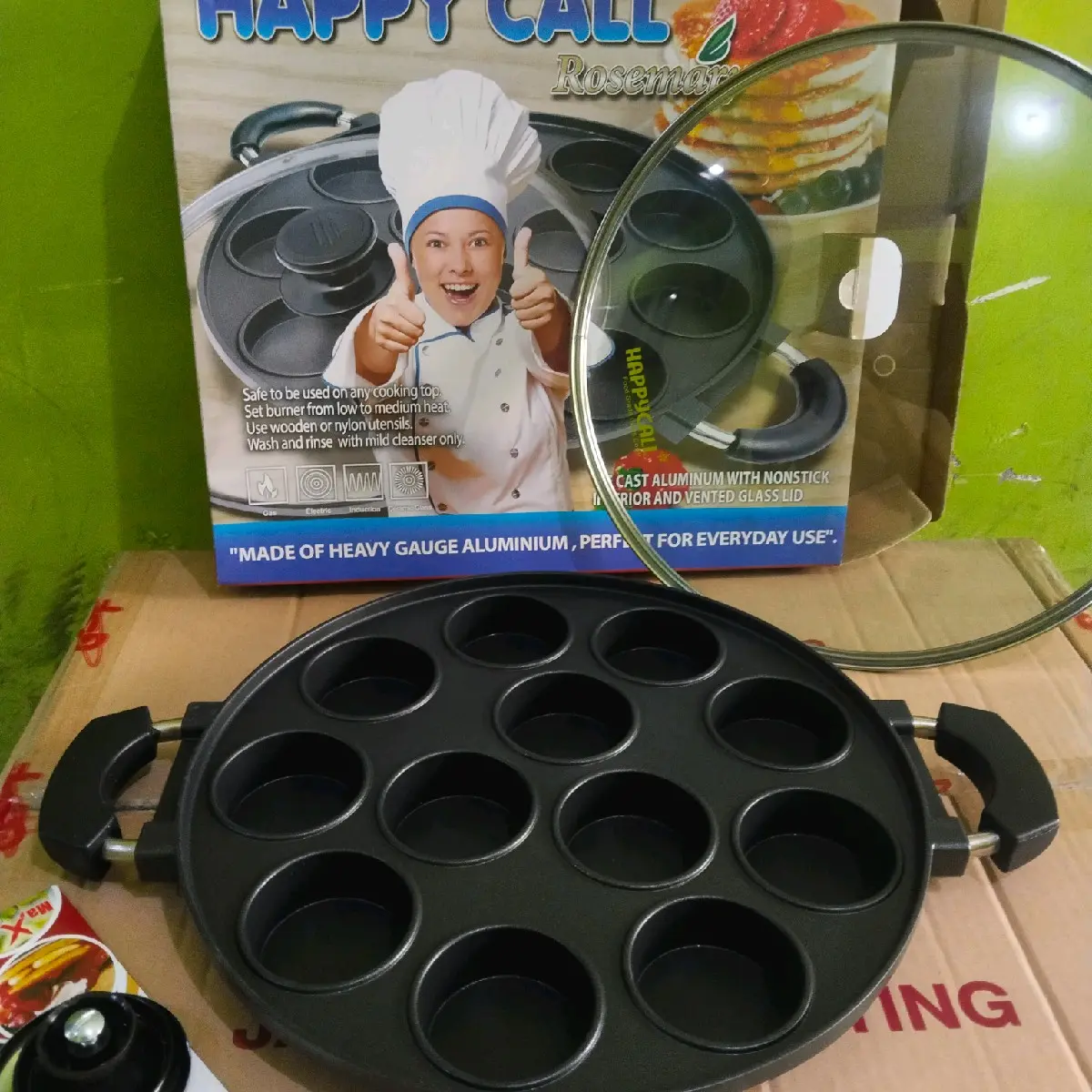 Cetakan Happy Call 12 Datar Anti Lengket