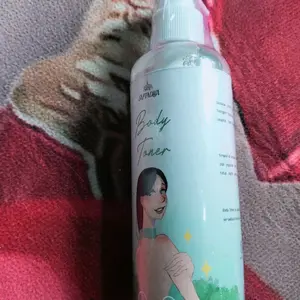 Saptadasa Pembersih Wajah dan Tubuh Body Toner - Toner Tubuh