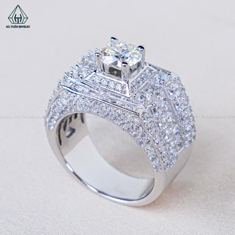  Nhẫn Nam Bạc 925 Xi Kim Viên Chủ Moissanite 7mm RMX189 Hà Tuấn Jewelry 