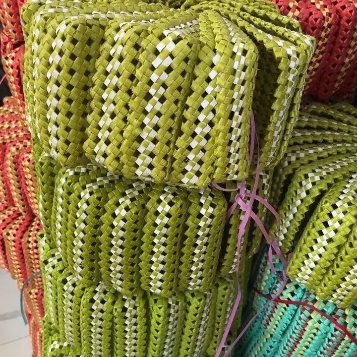 Kepe sodan plastik ukuran 14cm isi 20pcs