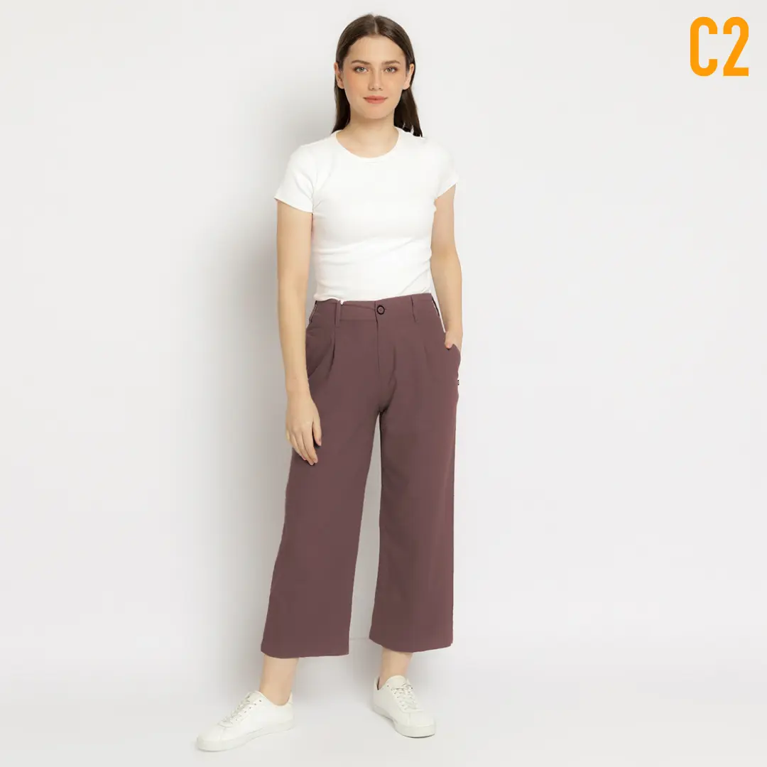 C2 Woolie Brown Pants Wanita