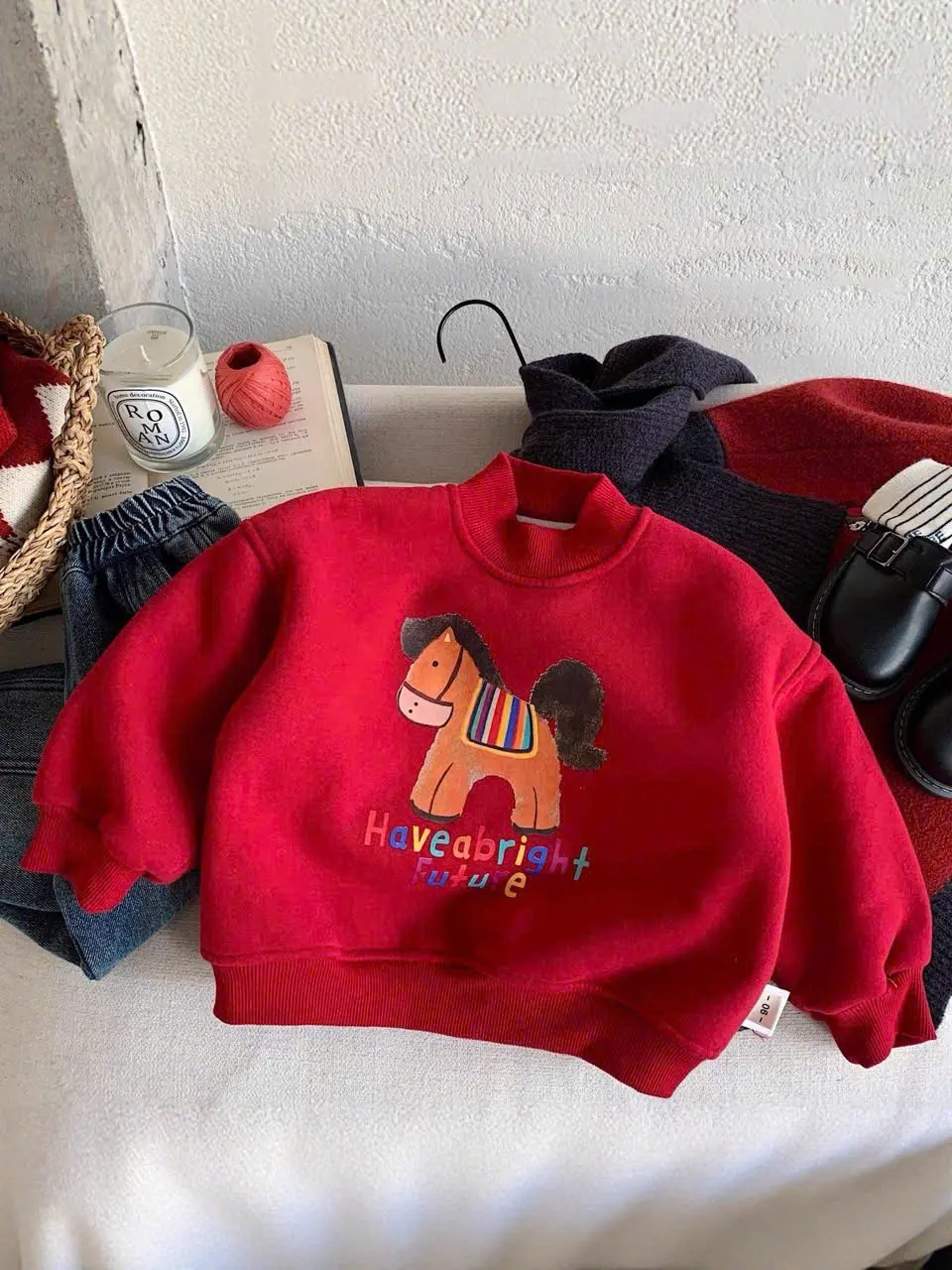 [Tăng Size]  Áo nỉ đỏ sweater bé trai bé gái hoạ tiết hình ngựa 2026 cho bé mặc tết size 8-18kg