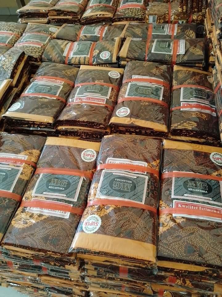 Product Introduction of MEGANTARA paket hemat isi 5 pcs kain panjang jumbo jarik batik jumbo jarik serbaguna spesial panjang jumbo peranakan batik parang batik  jogja kain jarik 1
