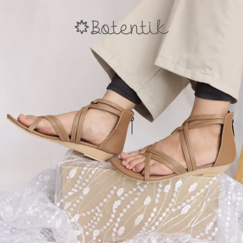 Sepatu Sendal Flat Wanita Tali Jepit Resleting Belakang Botentik 2 cm Sandal 7