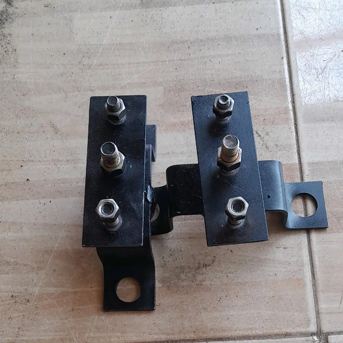 Pangkon putar Untuk truck Engkel Blkang