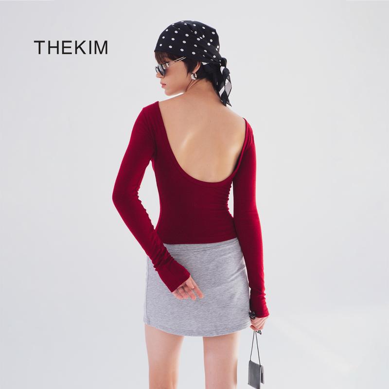 THEKIM Áo thun nữ dài tay cổ thuyền khoét lưng sâu áo thun trơn Slim - Fit chất liệu tăm mịn T358