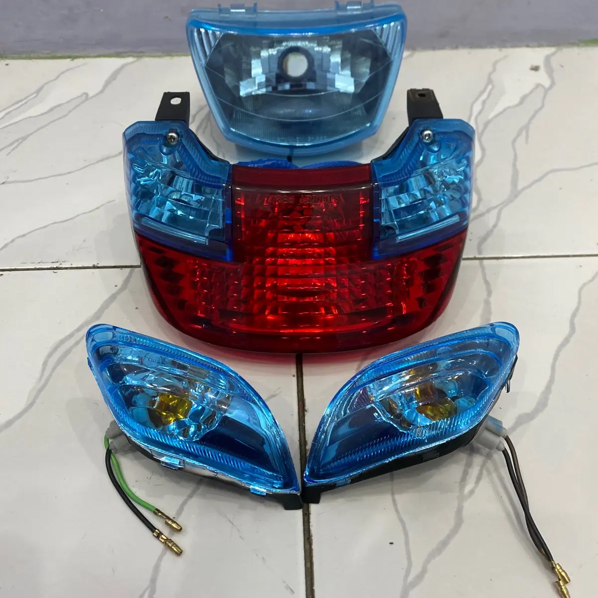 LAMPU FIZR SMOKE BLUE HEADLAMP SEIN STOPLAMP PAKET GANTENG