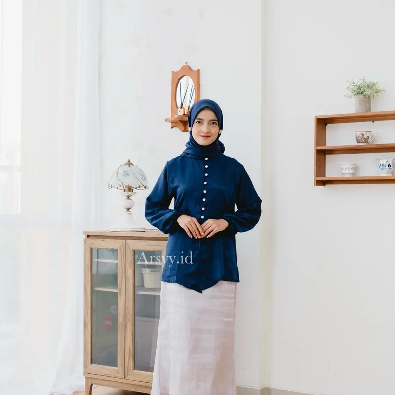 Arsyy.id - Santorini Blouse - Atasan Satin - Oufit Kondangan - Blouse Santorini Silk - Baju Braidsmaid Wanita Top 5