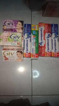 Product Review of PAKET MERDEKA (5 PASTA GIGI CIPTADEN + 5 SABUN GIV) from "**k J** 1