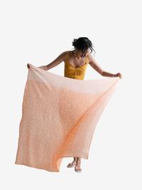 Gambar Scarf Onde Lapis Salmon SMM dari Sejauh Mata Memandang Kota Administrasi Jakarta Selatan 3 Tokopedia