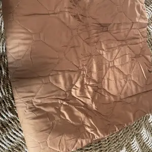 【Tersedia Langsung】Premium Mattress Protector Waterproof Restful/ Pelindung Kasur/Waterproof Bed Protector