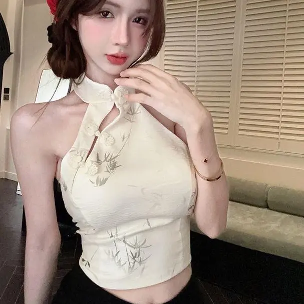 Áo Lụa Lạnh Màu Trắng Cổ Yếm Phong Cách Trung Quốc Mới, Áo Mặc Bên Ngoài Mùa Hè Cho Nữ, Dáng Ôm, Trễ Vai, Ngắn, Thích Hợp Cho Giấc Ngủ, Phong Cách Quốc Gia