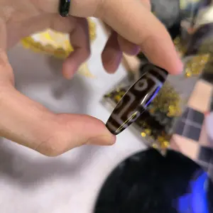 Perhiasan Kristal Alam Tibetan Dzi