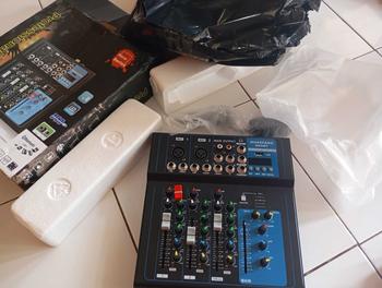 Product Review of Yamaha USB 7 Saluran Console Pencampuran Bunyi dengan Mixer Rekod Bluetooth untuk KTV Stage Amplifier Audio Compact Plug Smartphone Recording Wireless Bass Subwoofer mixer  4 channel from M** P** 1