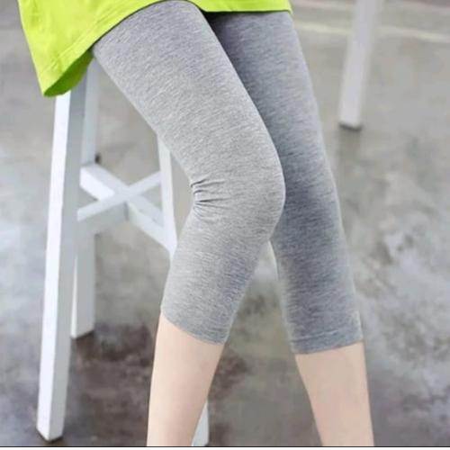 Product Introduction of LEGING KAOS RAYON 3/4 ELATIS PRAKTIS Legging Lembut Celana Wanita Nyaman Wanita Panjang Dewasa Katun Pendek Katun Pendek 4