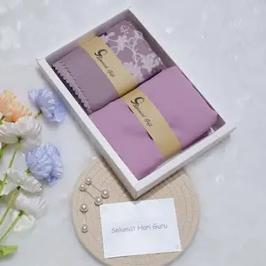 HAMPERS PREMIUM DUET HIJAB SEGIEMPAT SYARI AZARA MOTIF SENADA