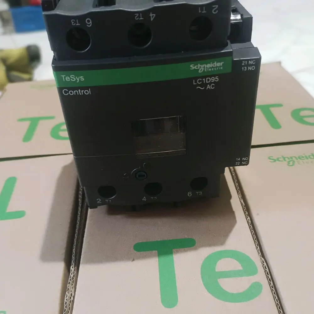 Schneider Electric Kontaktor LC1D95M7 220V TeSys Control untuk Sistem Listrik