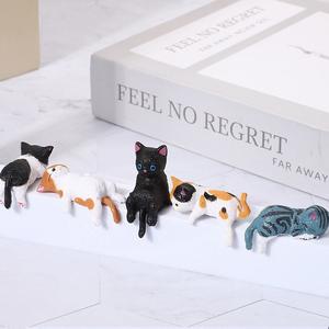 Set de 5 Mini Figuras de Gato para Escritorio, Adornos de Gatito en Varias Poses de Resina, Estilo de Dibujos Animados Encantador, Decoración para Oficina en Casa, Acompañante Encantador y Divertido para el Escritorio