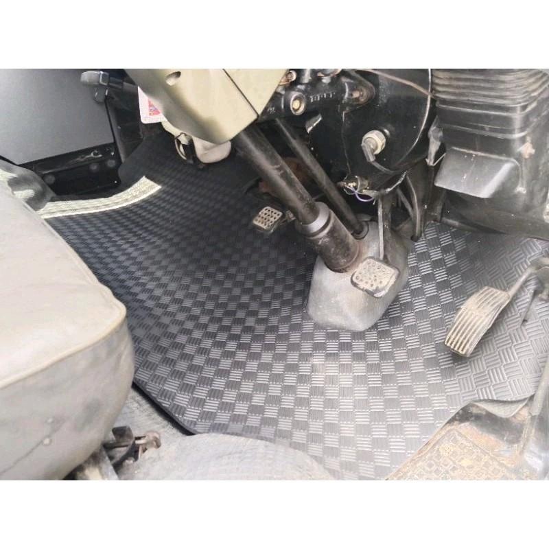 KARPET PICK UP CARRY FUTURA DEPAN ALAS KAKI CAR MAT Karet futura 1.5 6