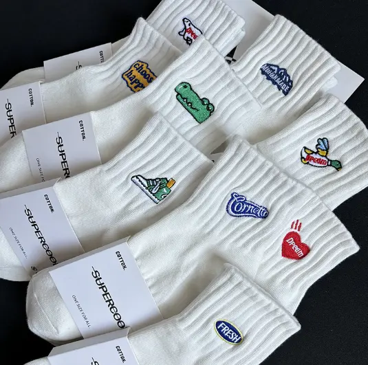 Snow Mountain Tide brand Japanese versatile unisex mid-length socks ins DREAM couple socks